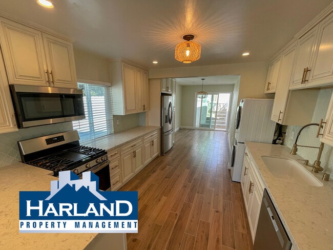 Foto del edificio - 3340 Jemez Dr