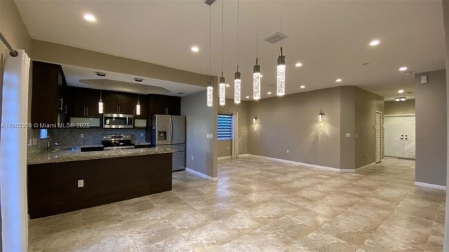 Foto del edificio - 15585 SW 178th Ln