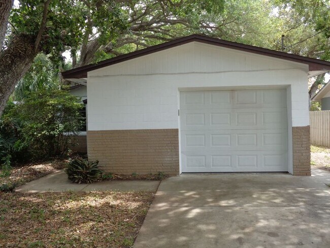 Foto del edificio - 799 E 10th Ave