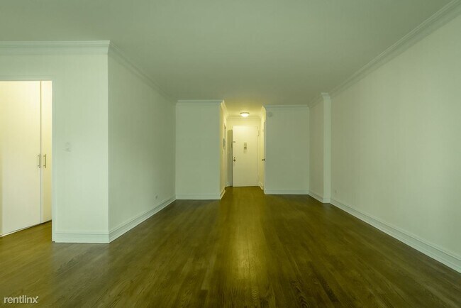Building Photo - Studio, 1 bath House - 888 8th Ave 20XL