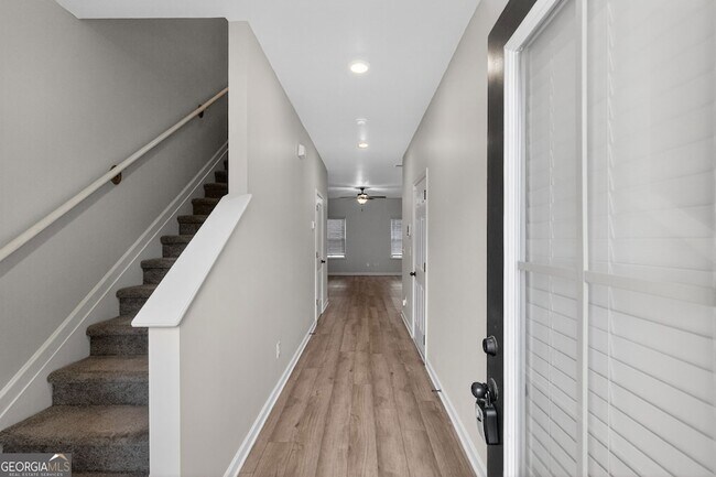 Foto del edificio - 7151 Chara Ln