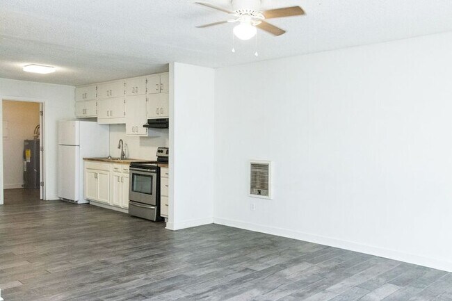 Foto del edificio - 4041 Arbor Pl Ln