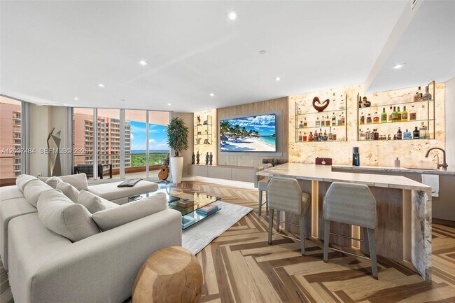 Foto del edificio - 60 Edgewater Dr