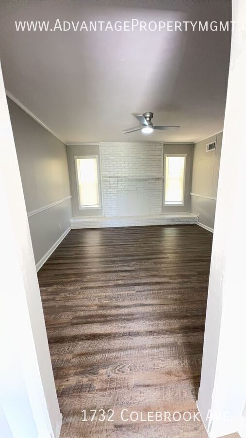 Foto del edificio - 1732 Colebrook Ave