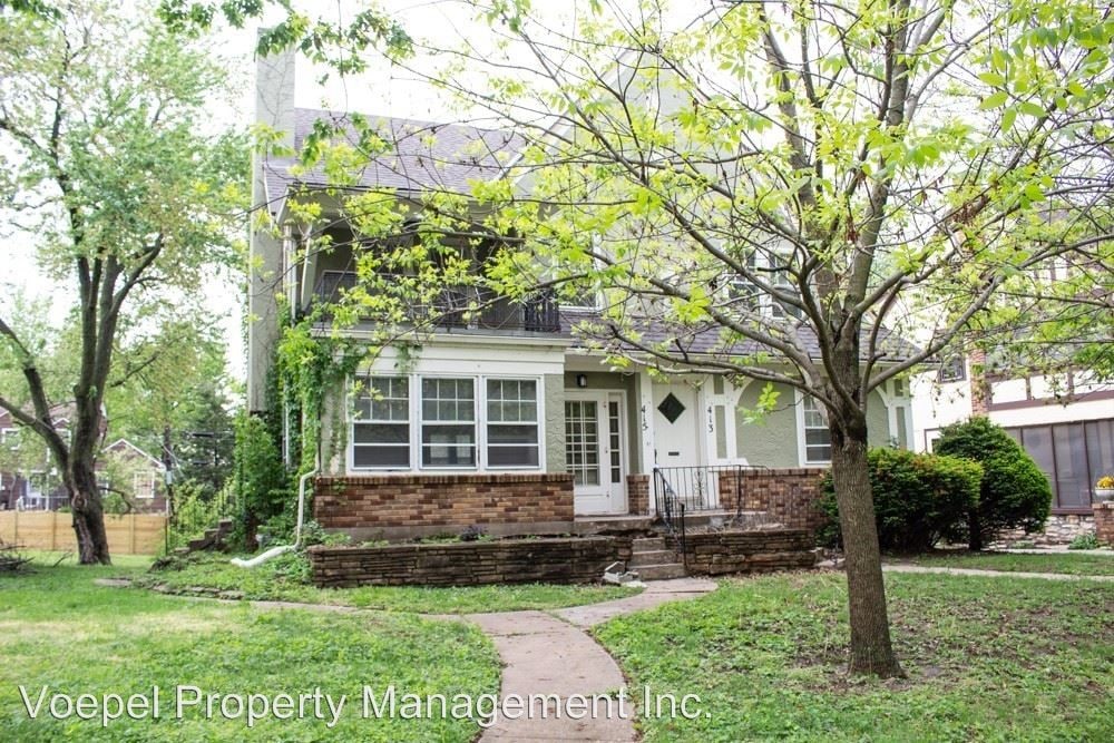 Primary Photo - 415-415 E Meyer Blvd