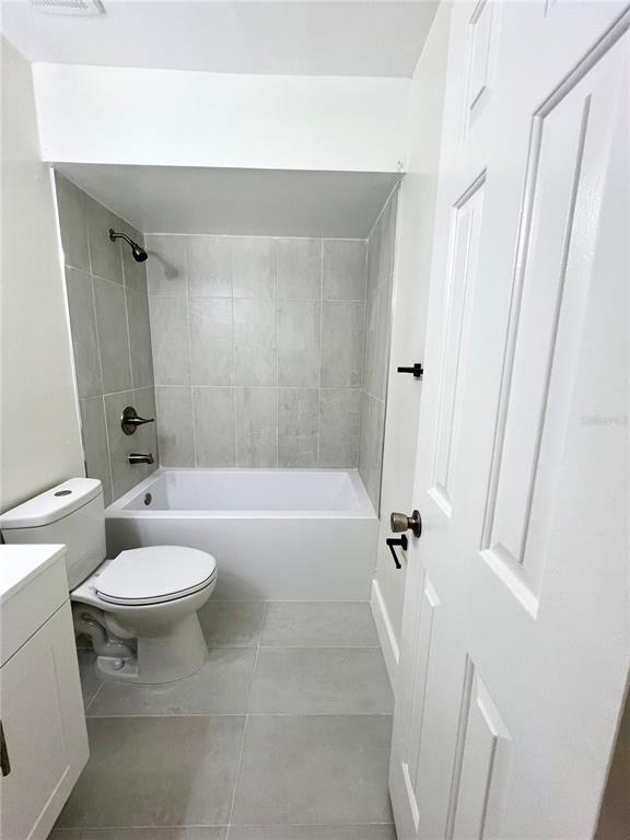 Building Photo - 96 Windtree Ln