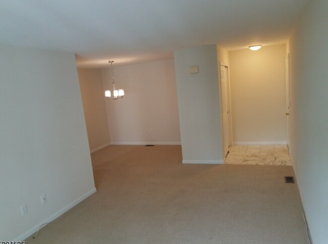Foto del edificio - 73 Smithfield Ct