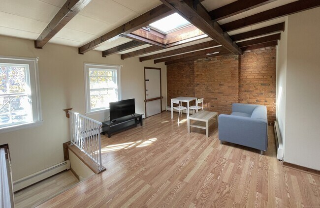 Foto del edificio - 32 Trumbull St