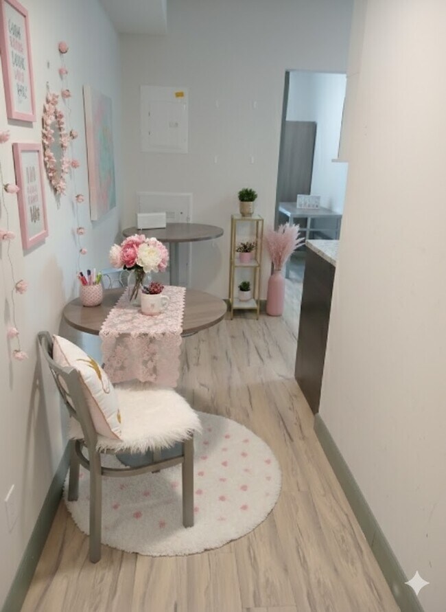 Photo du bâtiment - 258B-258B Sunview St