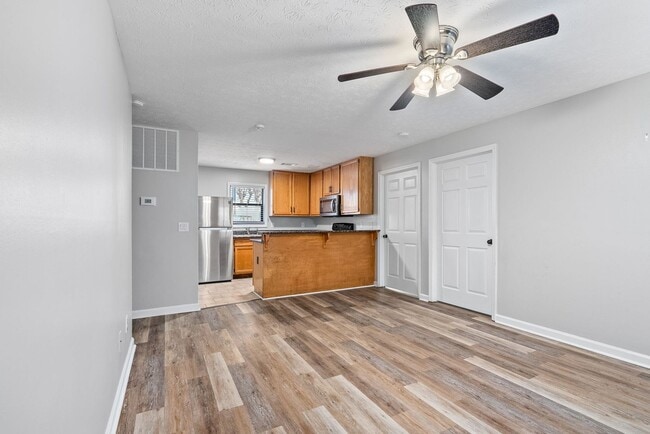 Photo - dh449-D27 Apartment