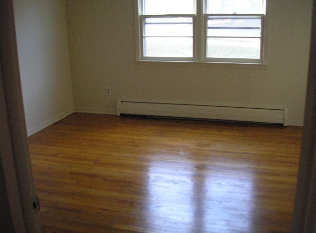 Interior - 75-85 Hillside Ave