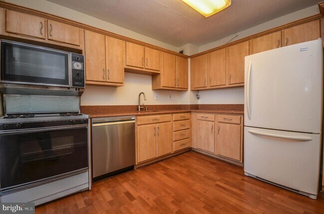 Building Photo - 11801 Rockville Pike