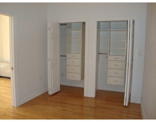 Foto del edificio - 27 Bowdoin St