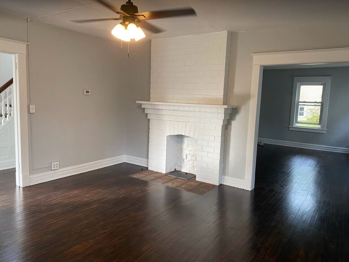 Primary Photo - 31 White St