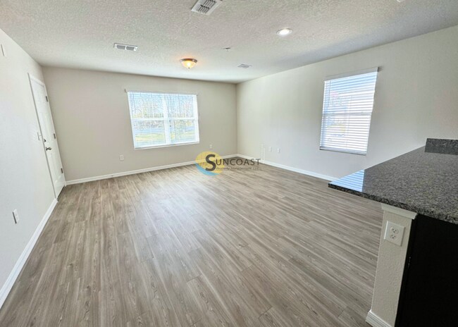 Foto del edificio - 6420 Sweetbay Ln