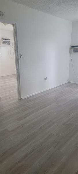 Foto del edificio - 2417 Hayes St