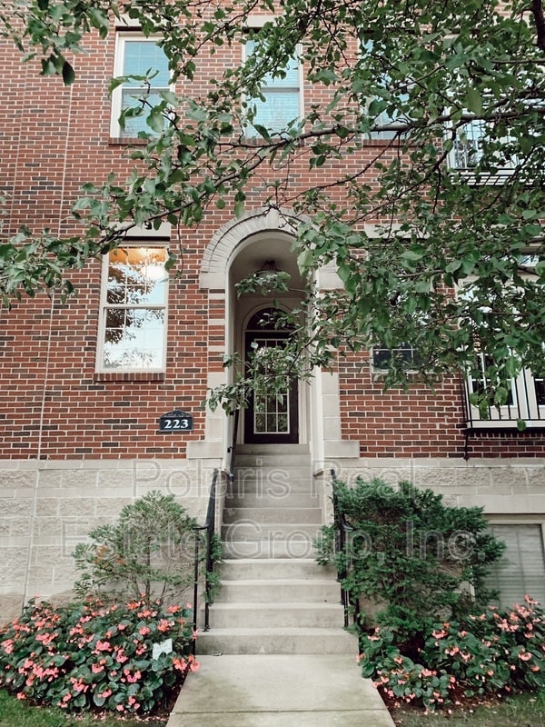 Building Photo - 223 N New Jersey St