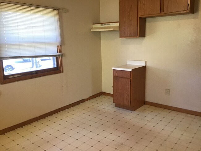 Foto del edificio - Comfortable 2 bedroom single family Home