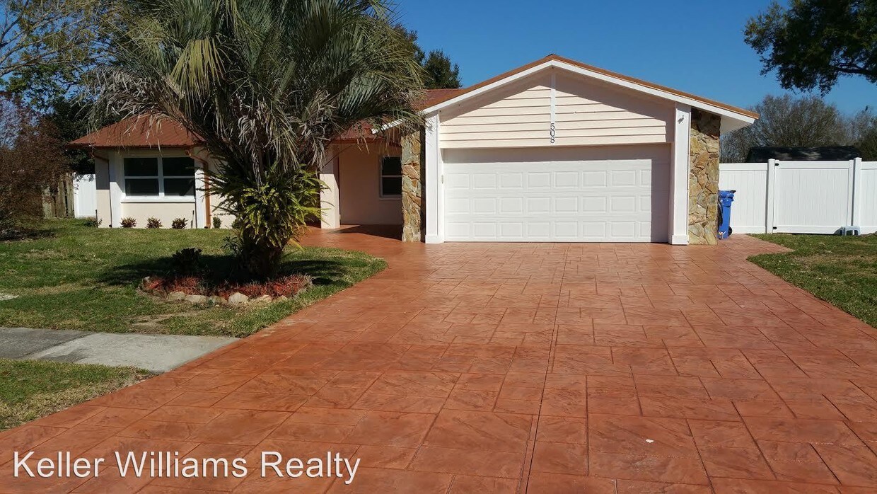 Foto principal - 508 Brentwood Pl