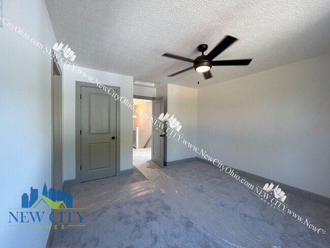 Foto del edificio - Brand New Franklinton 3 Bedroom 2.5 Bathro...