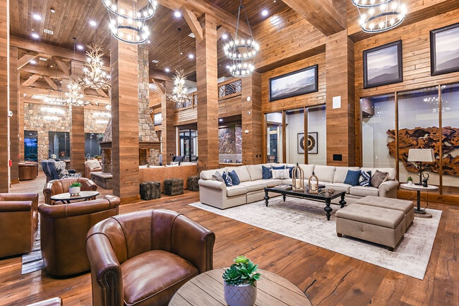Apartamentos The Lodge at Hamlin — foto de la comunidad - The Lodge at Hamlin