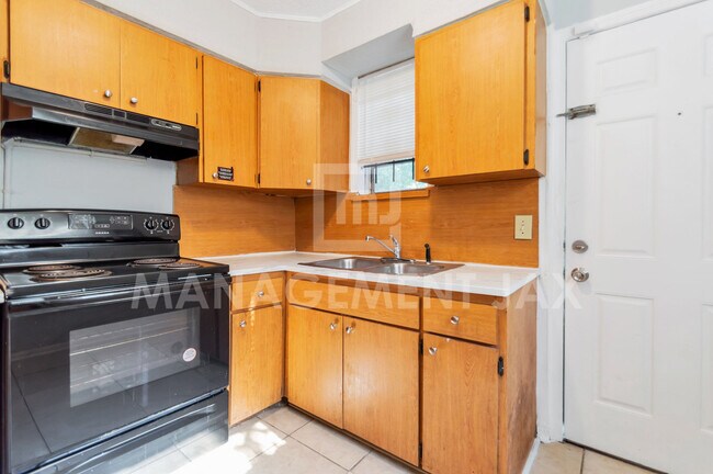 Foto del edificio - 2311 W 16th St