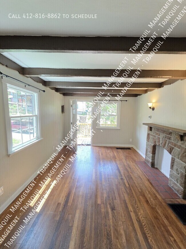 Foto del edificio - 3018 Stafford St