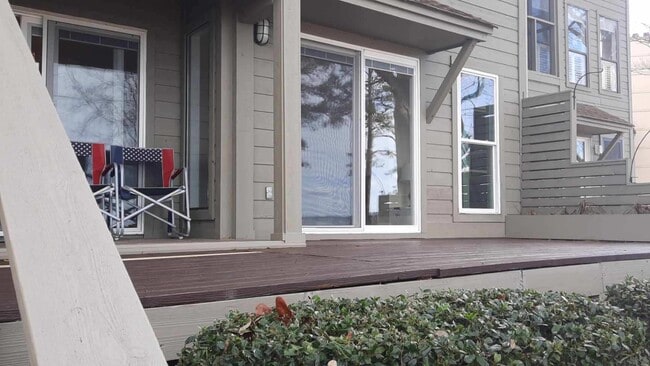 Deck - 1441 Old Chapin Rd