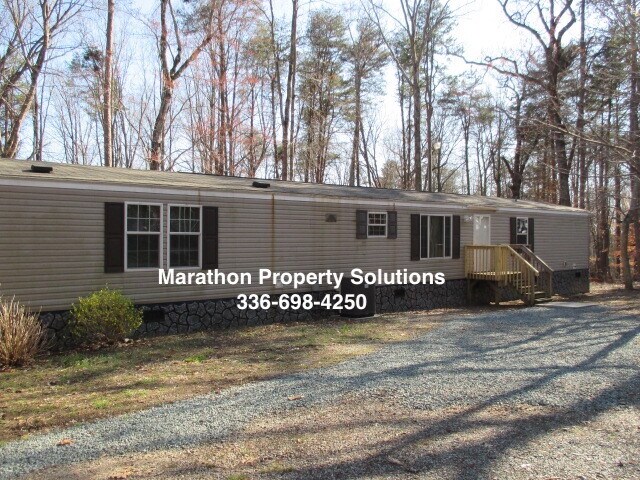 Primary Photo - 3951 High Rock Rd