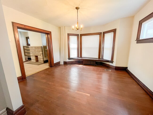 Sala de estar/comedor - 218 E Patterson Ave