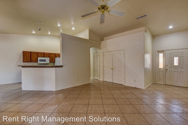 Foto del edificio - 3 br, 2 bath House - 6745 Sandhurst Drive