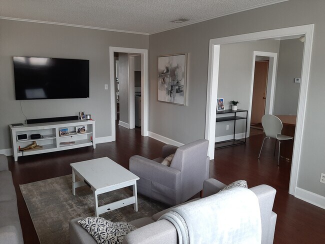 Foto del edificio - 105 S Orchard St