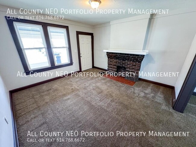 Building Photo - 21 N Wayne Ave