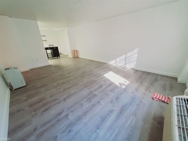 Building Photo - Studio, 1 bath Condo - 102 Woodside Grn Ap...