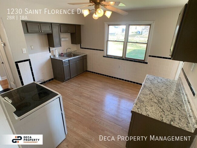 Building Photo - 2 Bedroom House