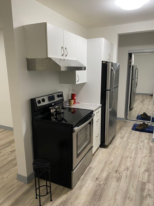 Photo du bâtiment - 13230 Fort Rd NW