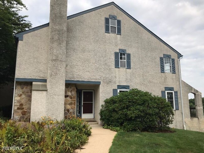 Building Photo - 3 br, 2.5 bath Townhome - 101 Hampstead Pl