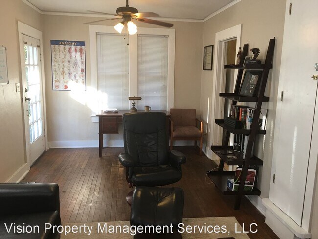 Foto del edificio - 1 br, 1 bath House - 2026 NW 3rd Ave
