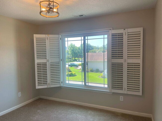 Foto del edificio - 2428 Havershire Dr
