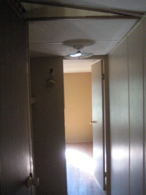Foto del edificio - 924 W 49th St