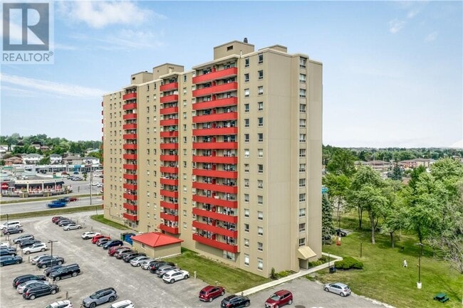 Building Photo - 901 Lasalle Blvd