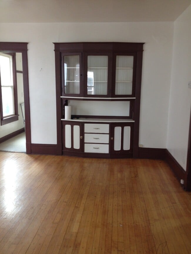 Building Photo - 3167 N Holton St