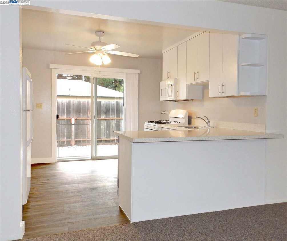 Primary Photo - 2093 Fairway Dr