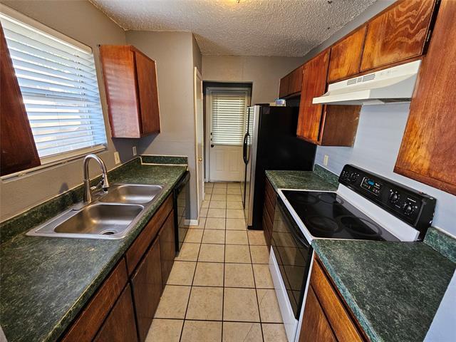 Building Photo - 1621 Windsong Ln