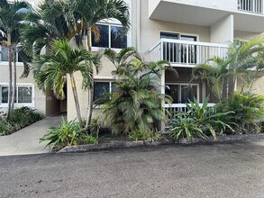 Building Photo - 7920 Camino Real