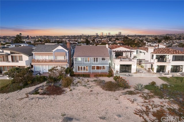 Building Photo - 1516 E Oceanfront