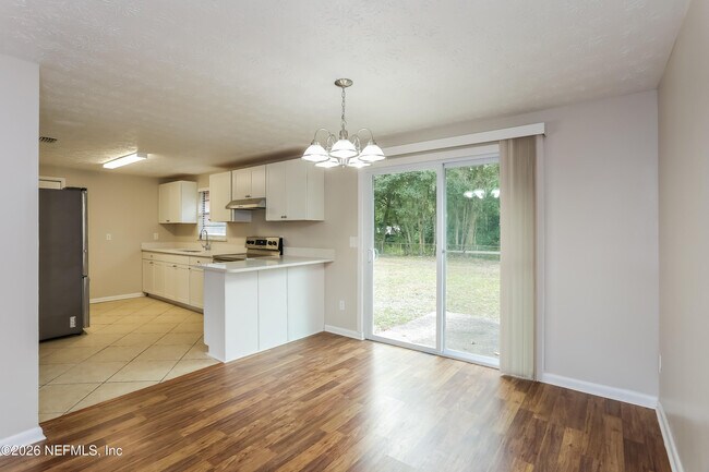 Building Photo - 9572 Spottswood Rd W