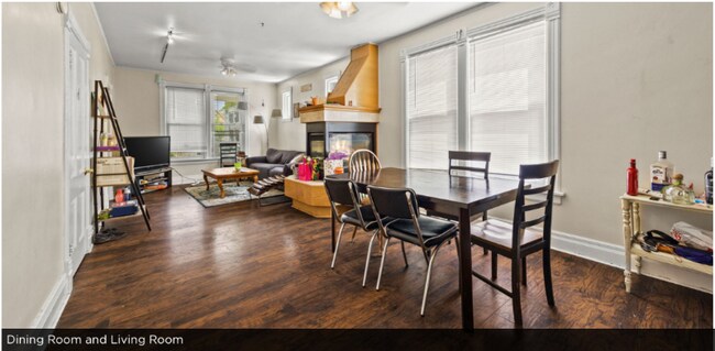 Building Photo - 1006 Garnett Pl