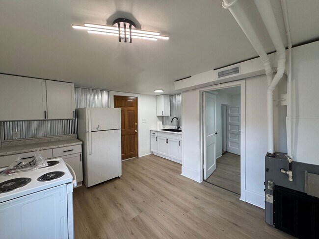 Foto del edificio - 303 Weston Ave