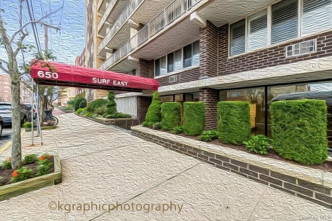 Photo - 650 SHORE Rd Unit 2N 3rd flr Apartment